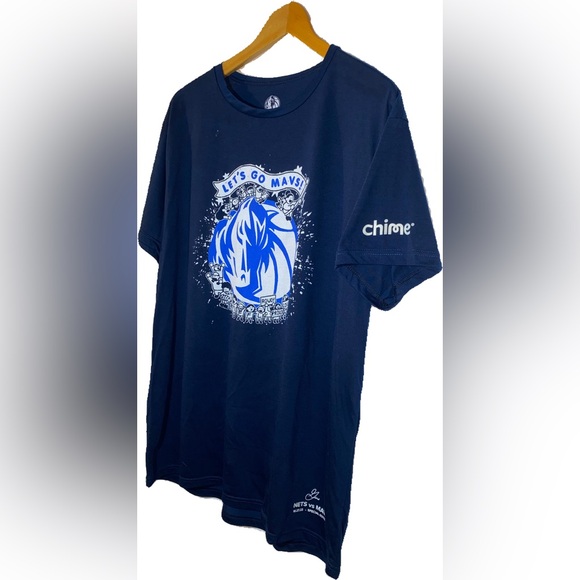 3/45$ - Official Special Edition Dallas Mavericks T-shirt - Picture 3 of 5